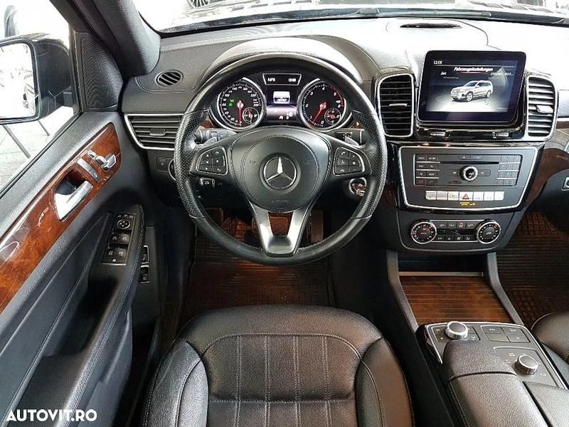 Second-hand Mercedes GLS350 258 CP (189 kW) 2016 Culoarenegru SUV