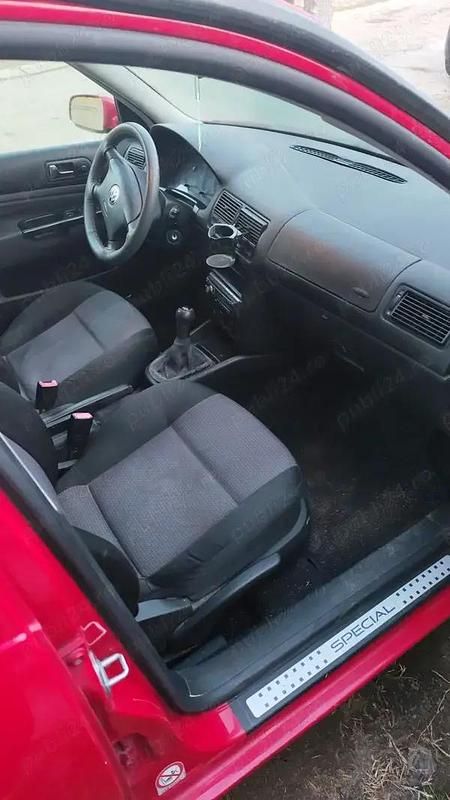 Second-hand VW Golf IV 101 CP (74 kW) 2004 Break