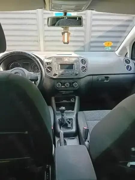 Utilizat 2010 VW Golf Plus Cross Monovolum | 3.000 EUR (Super Preț) - Imagine 1/4