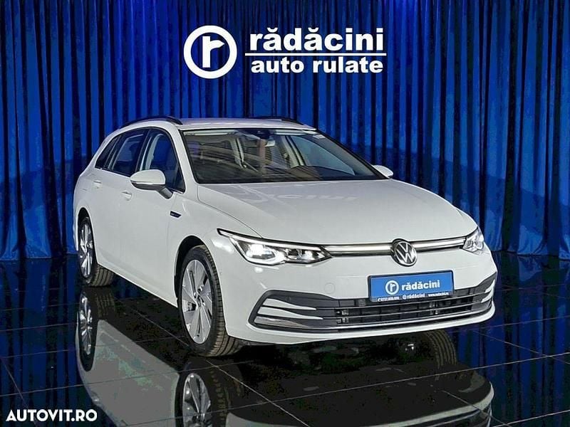 Culoarealb Utilizat 2022 VW Golf VIII Style Break | 18.700 EUR (Preț bun) - Imagine 1/3