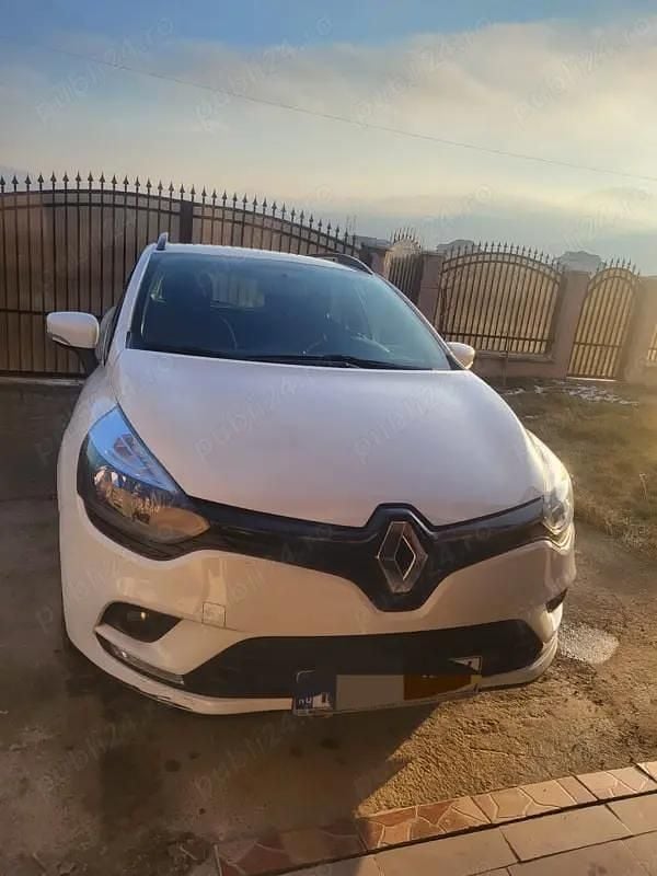 Second-hand Renault Clio IV 76 CP (55 kW) 2018 Hatchback