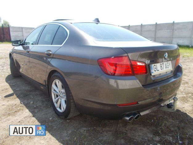 Second-hand BMW 525 Comfort Edition 204 CP (150 kW) 2012 Maro Berlinǎ