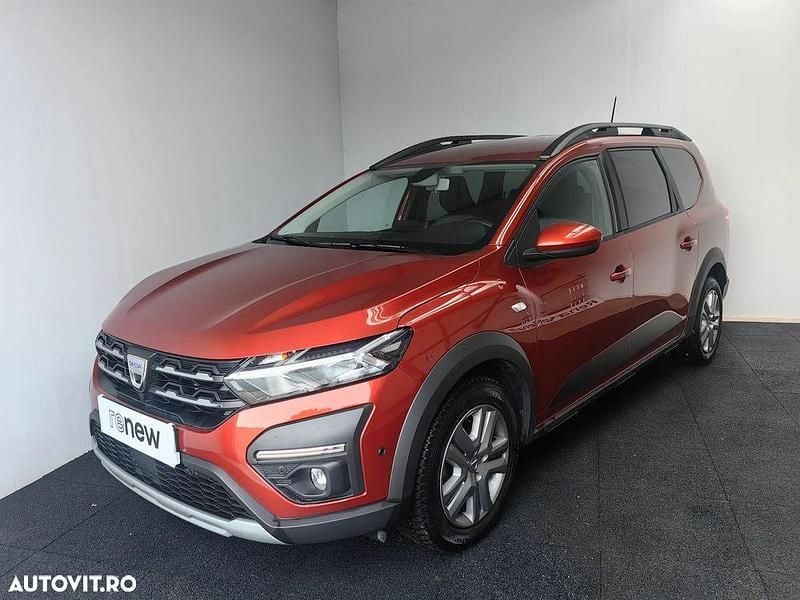 Culoaremaro Utilizat 2022 Dacia Jogger Comfort Monovolum | 13.950 EUR (Preț OK) - Imagine 1/4