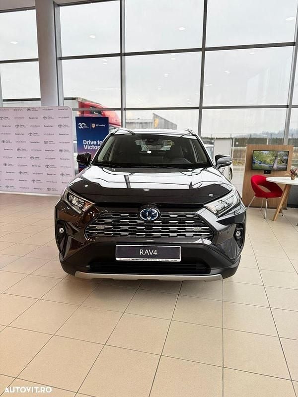 Nouă Toyota RAV4 222 CP (163 kW) 2025 Culoarenegru SUV