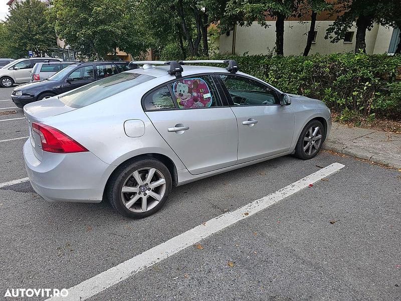 Second-hand Volvo S60 Momentum 150 CP (110 kW) 2016 Culoareargint Berlinǎ