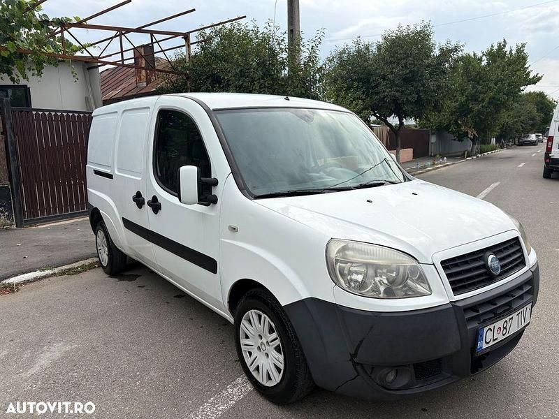 Alb Utilizat 2006 Fiat Doblò Dynamic Monovolum | 1.990 EUR (Puțin scump) - Imagine 1/4