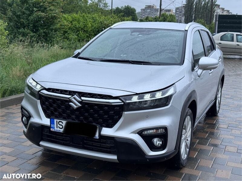 Gri Utilizat 2023 Suzuki SX4 SUV | 20.000 EUR - Imagine 1/4