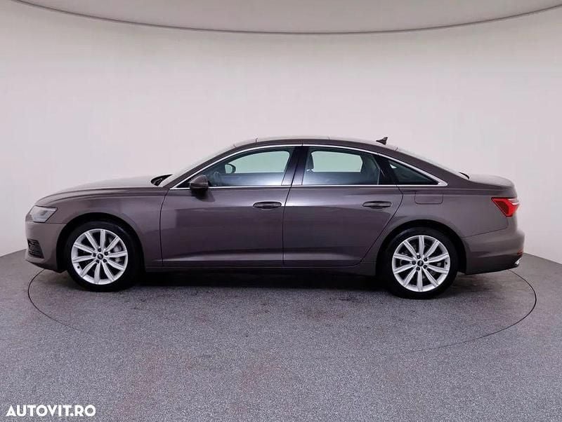 Second-hand Audi A6 Design 299 CP (219 kW) 2021 Maro mediu  metalic Berlinǎ