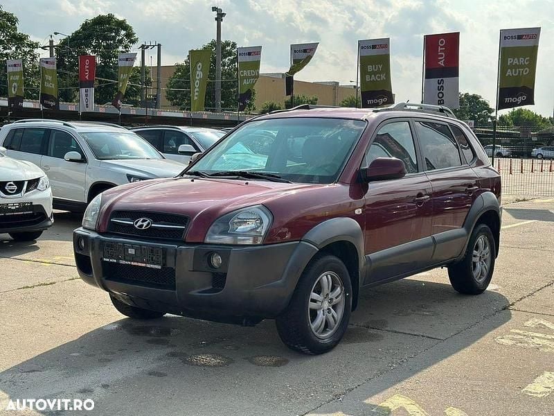 Culoarerosu Utilizat 2009 Hyundai Tucson Comfort SUV | 2.990 EUR - Imagine 1/4