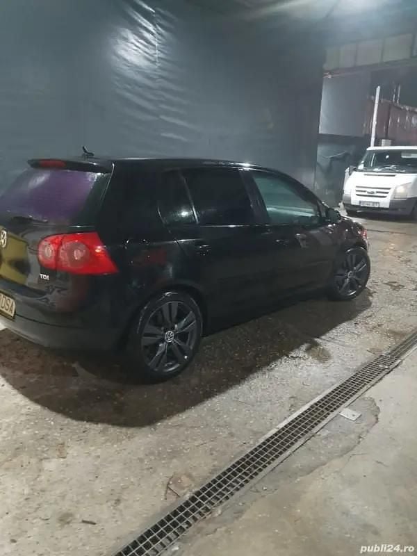 Second-hand VW Golf IV 140 CP (102 kW) 2005 Berlinǎ