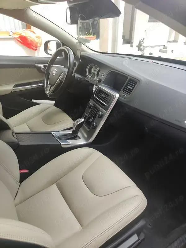 Utilizat 2013 Volvo V60 Break | 15.870 EUR - Imagine 1/4