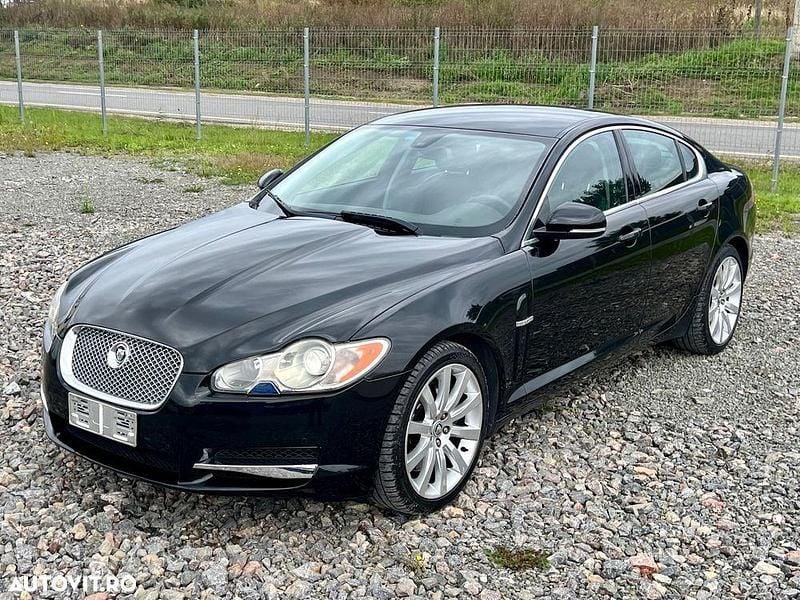 Culoarenegru Utilizat 2010 Jaguar XF Portfolio Berlinǎ | 4.350 EUR (Preț bun) - Imagine 1/4