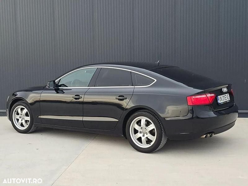 Second-hand Audi A5 Sportback 150 CP (110 kW) 2012 Culoarenegru Hatchback