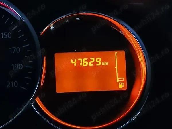 Gri Utilizat 2013 Dacia Logan Berlinǎ | 5.600 EUR (Puțin scump) - Imagine 1/4