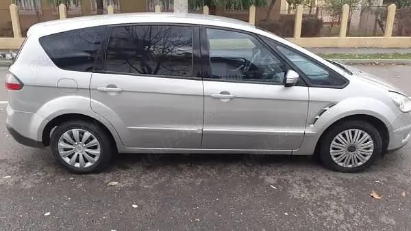 Utilizat 2007 Ford S-MAX S Monovolum | 2.800 EUR (Puțin scump) - Imagine 1/4
