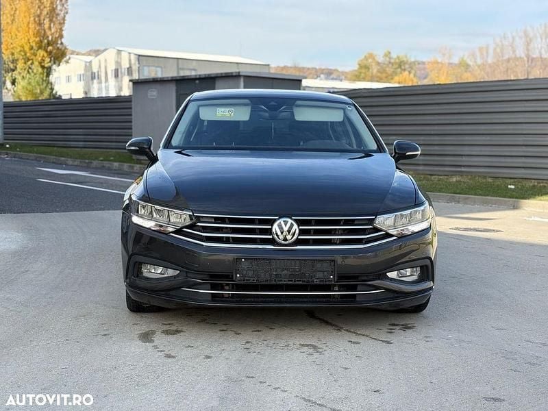 Culoaregri Utilizat 2020 VW Passat Comfortline Break | 13.990 EUR (Preț bun) - Imagine 1/4
