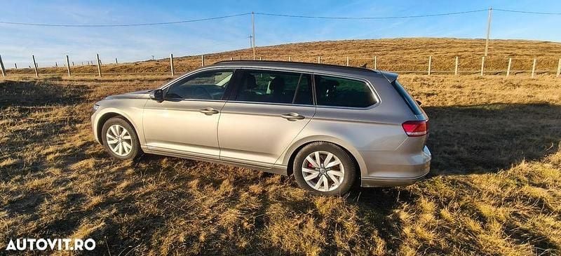 Culoareargint Utilizat 2015 VW Passat Break | 11.500 EUR (Scump) - Imagine 1/4