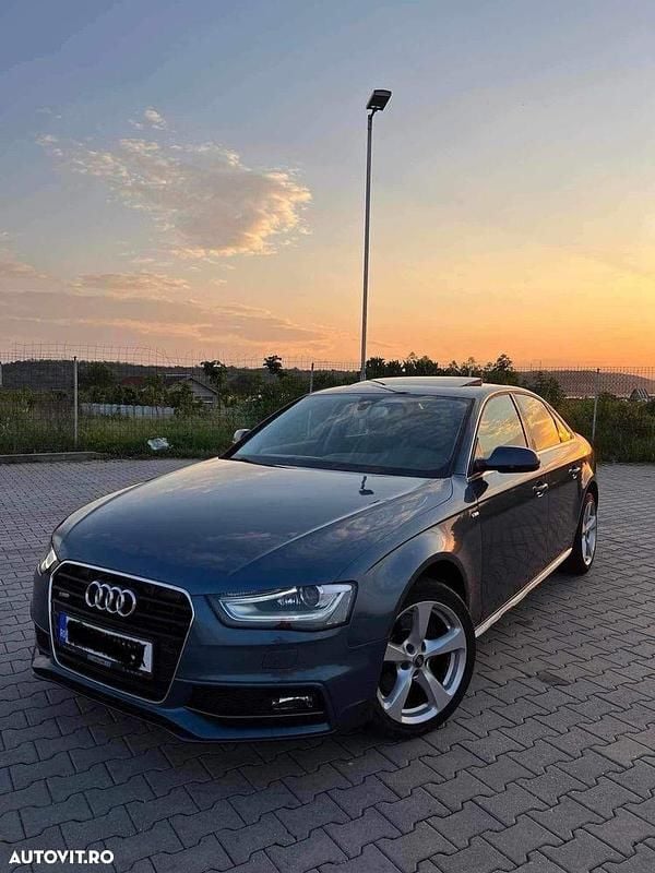 Culoarealbastru Utilizat 2015 Audi A4 S-Line Break | 10.500 EUR (Preț bun) - Imagine 1/4