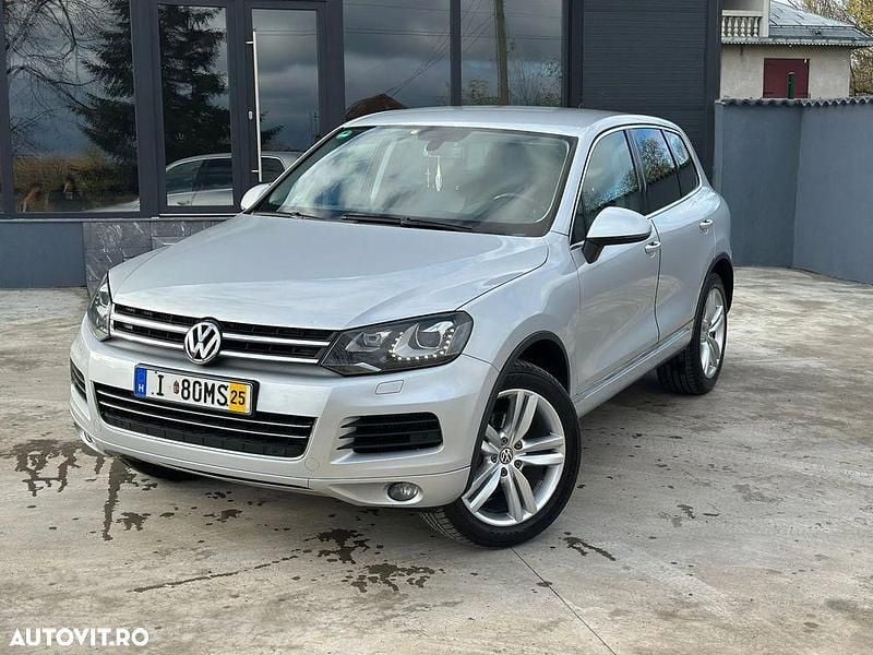 Culoaregri Utilizat 2012 VW Touareg SUV | 11.200 EUR - Imagine 1/4