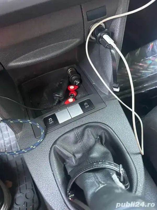 Second-hand VW Caddy 90 CP (66 kW) 2014 Monovolum