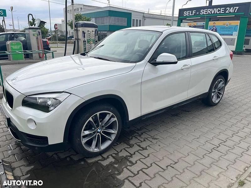 Culoarealb Utilizat 2012 BMW X1 Sport Line SUV | 11.250 EUR (Preț OK) - Imagine 1/4
