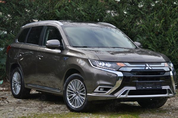 Utilizat 2019 Mitsubishi Outlander P-HEV Instyle SUV | 17.400 EUR (Super Preț) - Imagine 1/4