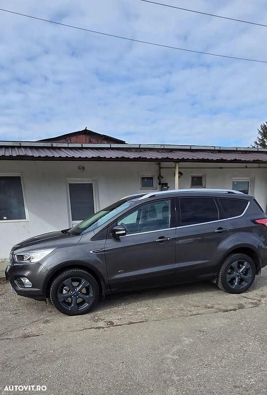 Second-hand Ford Kuga Titanium 150 CP (110 kW) 2018 Culoaregri SUV