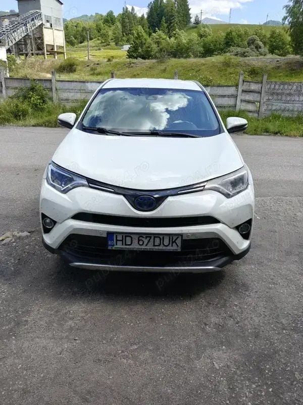 Utilizat 2018 Toyota RAV4 Hybrid SUV | 16.499 EUR (Preț OK) - Imagine 1/4