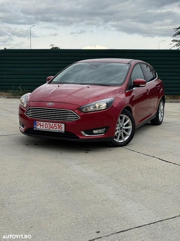 Culoarerosu Utilizat 2018 Ford Focus Hatchback | 9.250 EUR (Preț bun) - Imagine 1/4