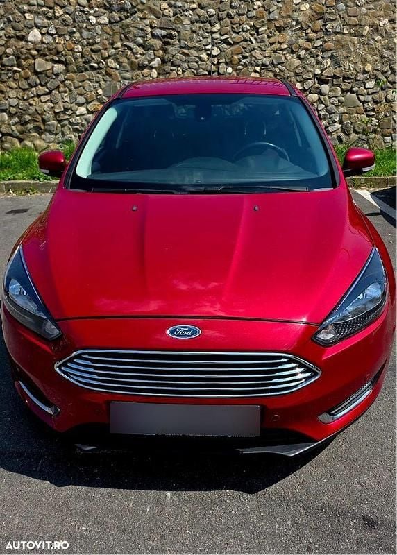 Culoarerosu Utilizat 2015 Ford Focus Berlinǎ | 7.500 EUR (Preț OK) - Imagine 1/4