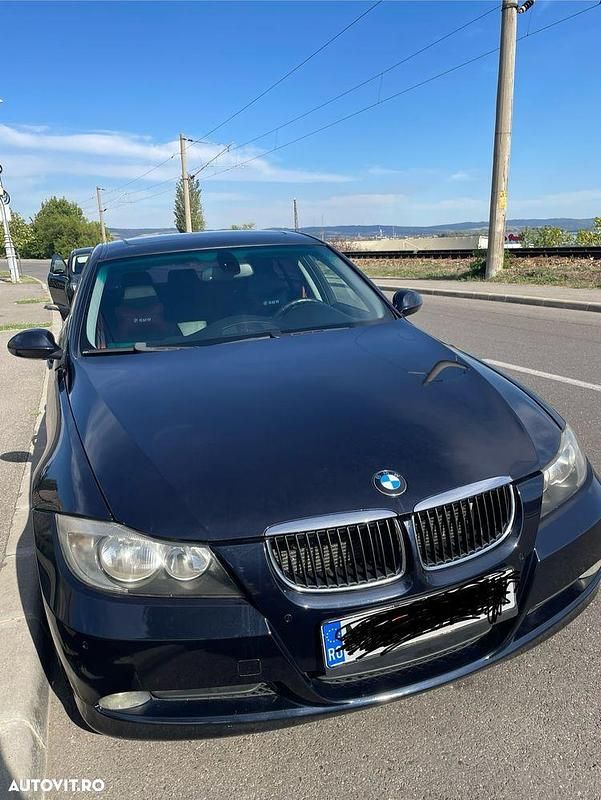 Culoarealbastru Utilizat 2007 BMW 320 Hatchback | 3.999 EUR (Preț OK) - Imagine 1/4