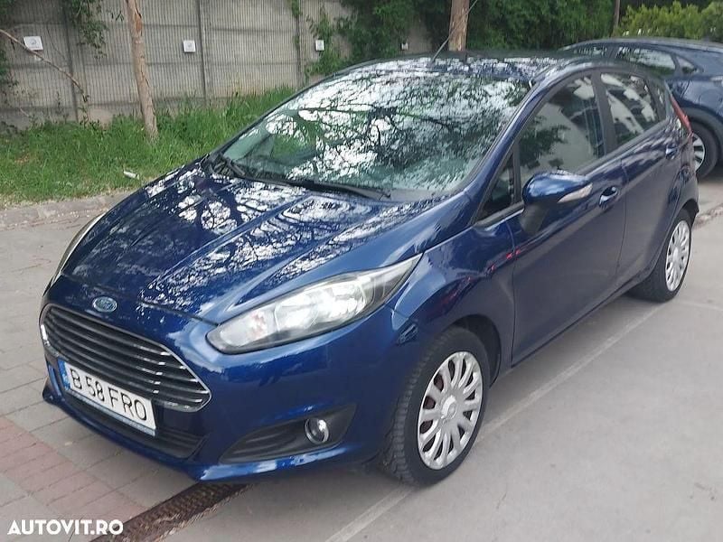 Culoarealbastru Utilizat 2014 Ford Fiesta Trend Hatchback | 5.300 EUR (Preț OK) - Imagine 1/4