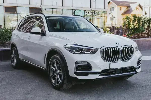 Utilizat 2019 BMW X5 SUV | 42.000 EUR (Super Preț) - Imagine 1/4