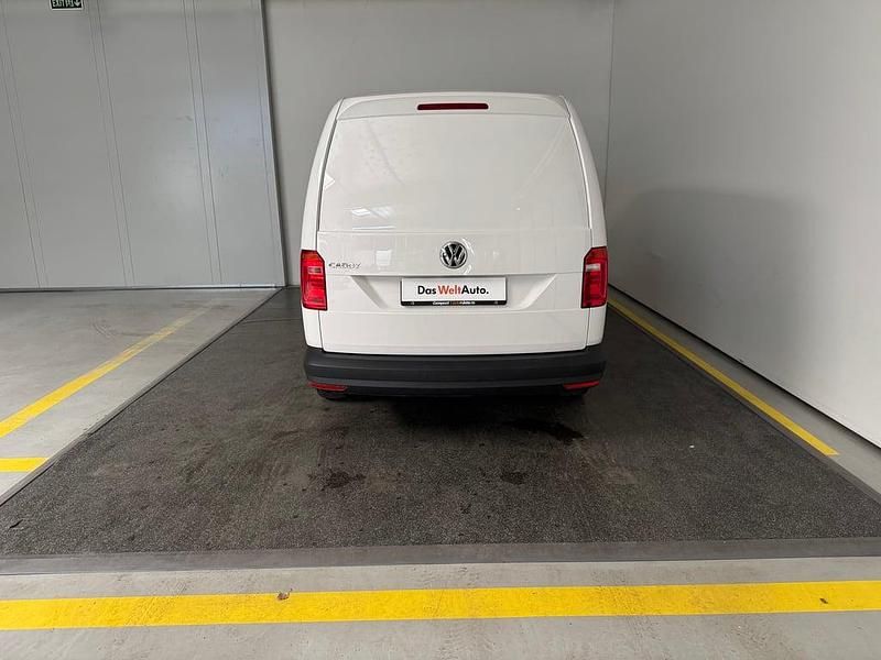 Second-hand VW Caddy Maxi 125 CP (91 kW) 2019 Albnormal Monovolum