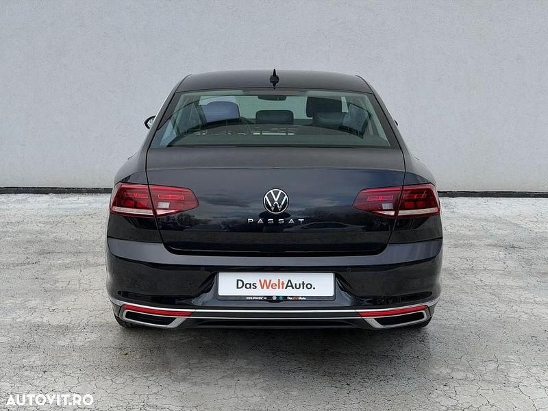 Second-hand VW Passat Highline 150 CP (110 kW) 2020 Culoarenegru Berlinǎ