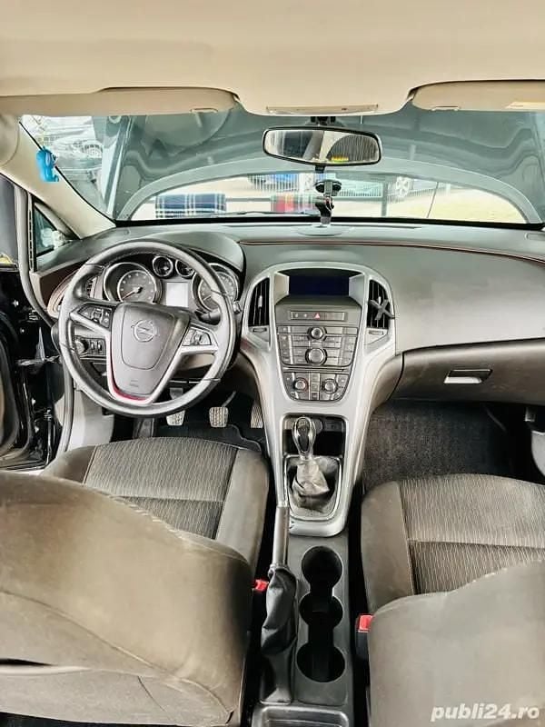 Second-hand Opel Astra 101 CP (74 kW) 2015 Hatchback