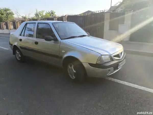 Utilizat 2004 Dacia Solenza Hatchback | 2.500 EUR - Imagine 1/4