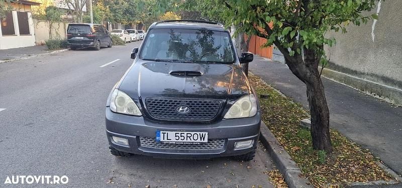 Culoarenegru Utilizat 2004 Hyundai Terracan SUV | 1.500 EUR - Imagine 1/4
