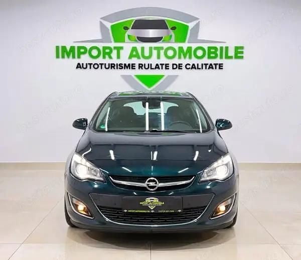 Second-hand Opel Astra 140 CP (102 kW) 2014 Culoareverde Hatchback