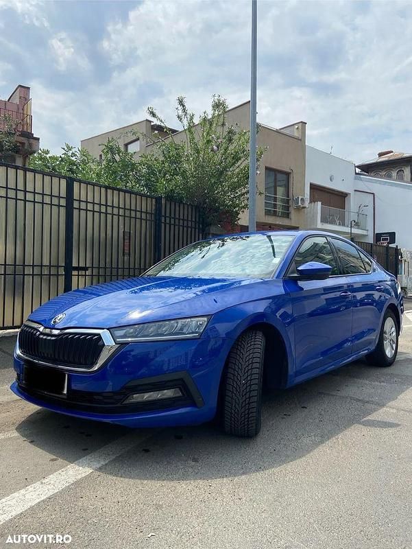 Culoarealbastru Utilizat 2020 Skoda Octavia Ambition Berlinǎ | 17.900 EUR (Preț OK) - Imagine 1/4