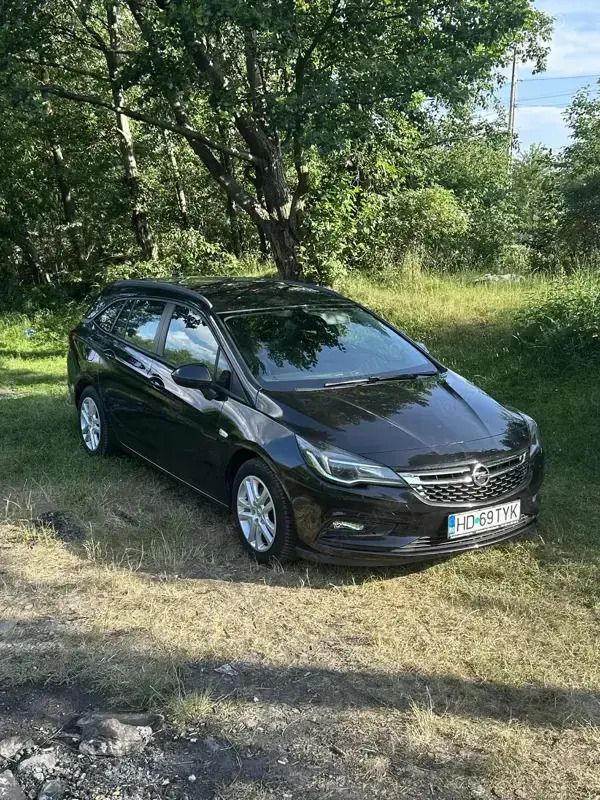 Negru Utilizat 2016 Opel Astra Break | 6.900 EUR (Preț OK) - Imagine 1/4