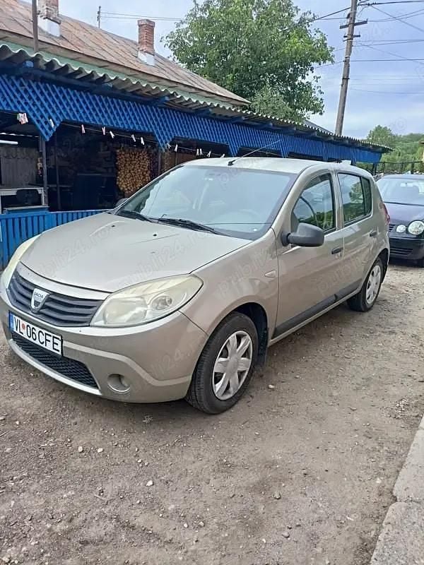 Gri Utilizat 2008 Dacia Sandero Hatchback | 1.600 EUR (Preț OK) - Imagine 1/4