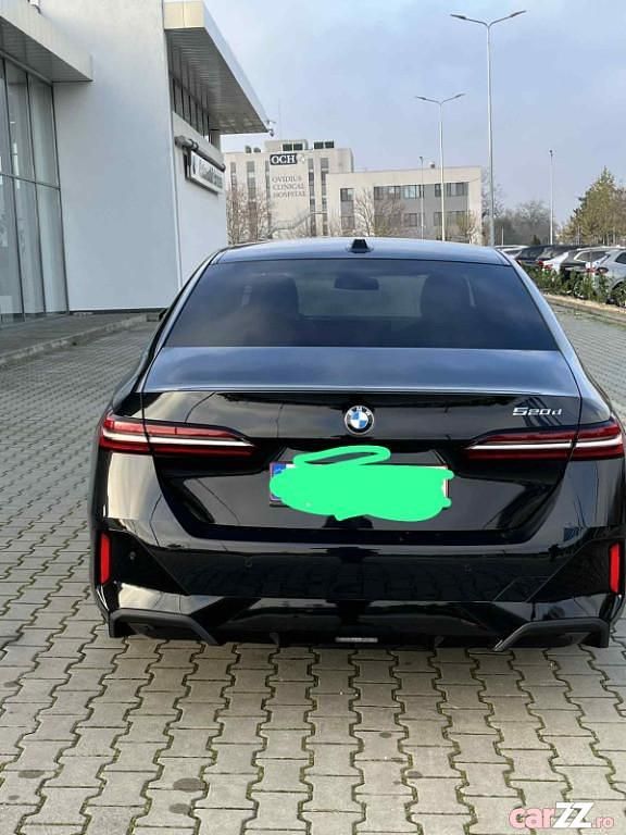Nouă 2025 BMW 520 M Sport Berlinǎ | 61.000 EUR - Imagine 1/4