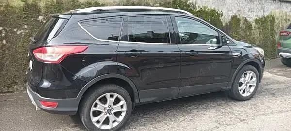 Negru Utilizat 2014 Ford Kuga Individual SUV | 7.500 EUR (Preț OK) - Imagine 1/4