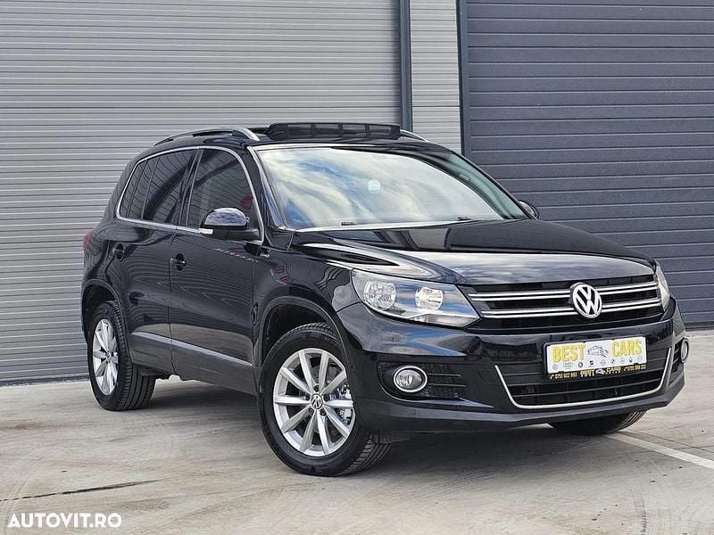 Culoarenegru Utilizat 2016 VW Tiguan Highline SUV | 13.999 EUR (Preț bun) - Imagine 1/4