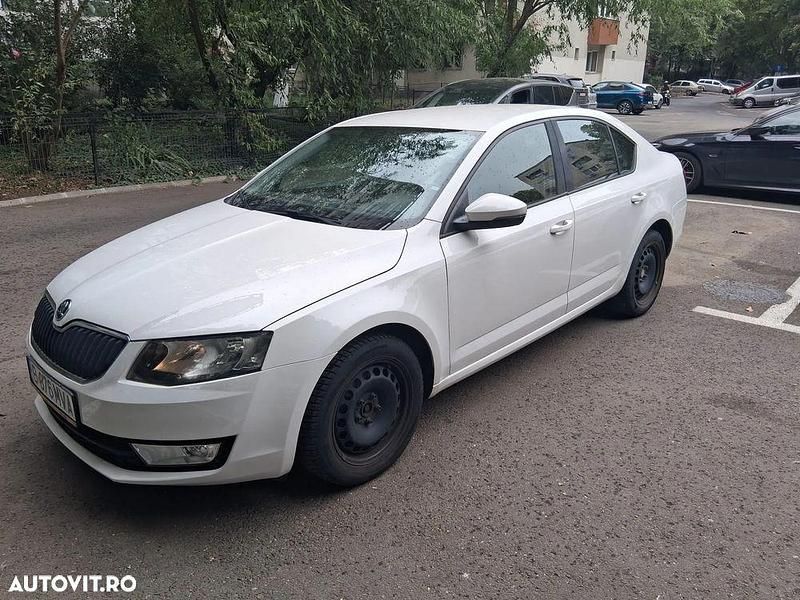 Culoarealb Utilizat 2016 Skoda Octavia Ambition Berlinǎ | 11.500 EUR (Preț bun) - Imagine 1/4