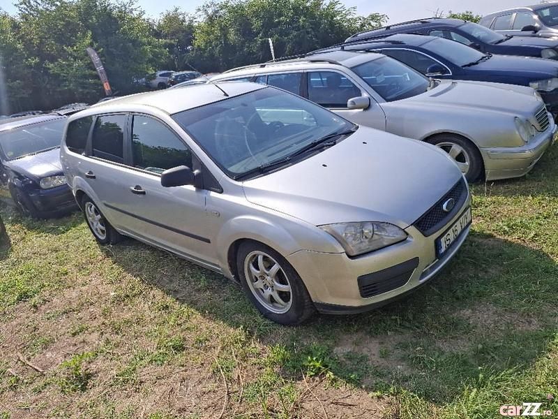 Utilizat 2006 Ford Focus Break | 1.500 EUR (Preț OK) - Imagine 1/4