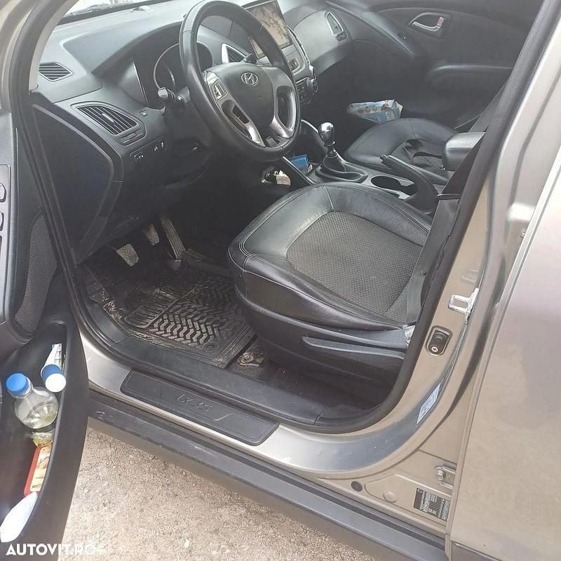 Second-hand Hyundai ix35 Edition 116 CP (85 kW) 2011 Culoaregri SUV