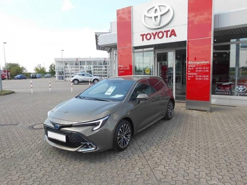 Utilizat 2023 Toyota Corolla | 32.384 EUR - Imagine 1/1