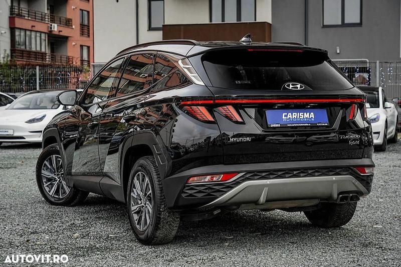 Second-hand Hyundai Tucson Advantage 230 CP (169 kW) 2022 Culoarenegru SUV